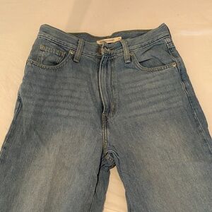 Levi’s Wide Leg Jeans